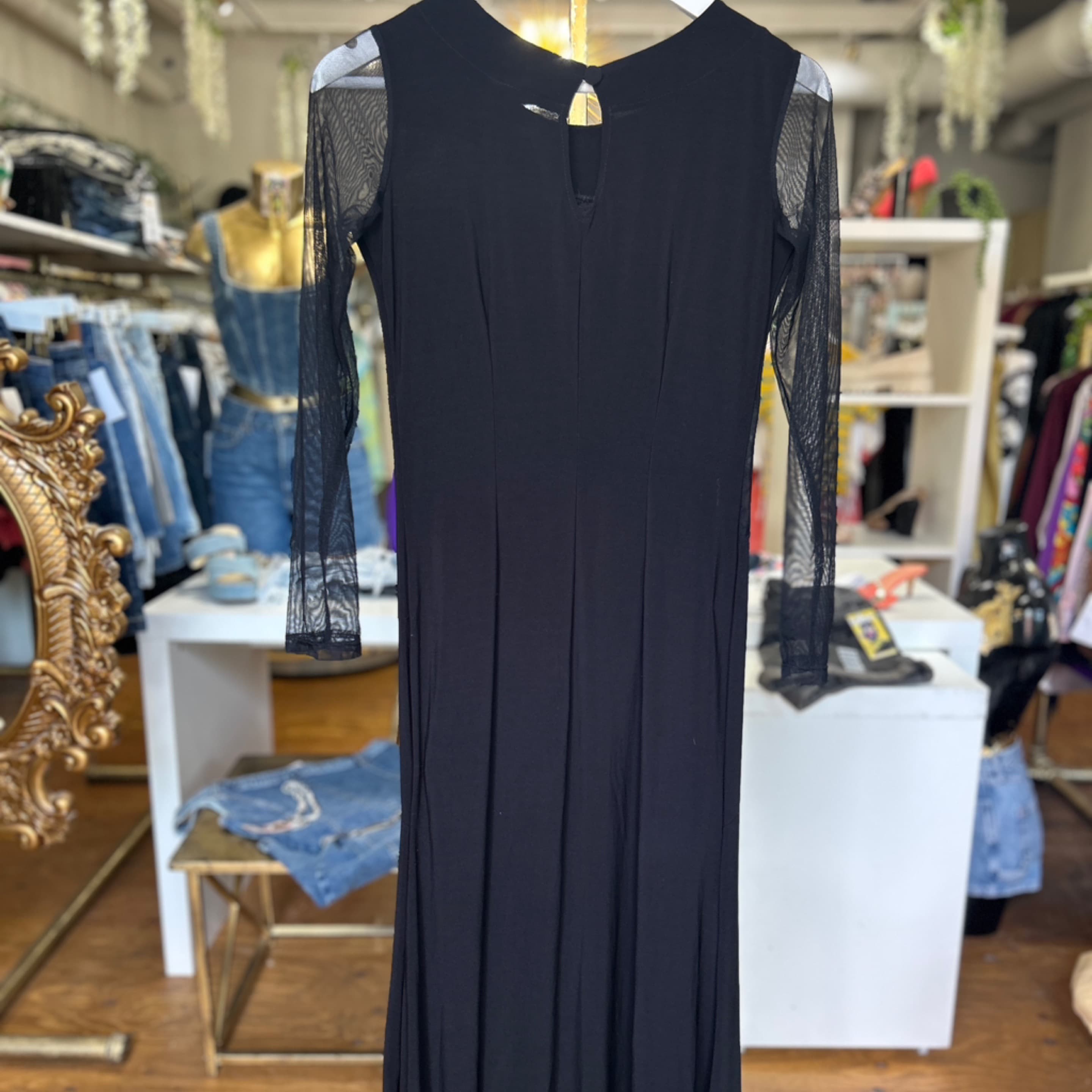 Size Medium Maxallis black dress