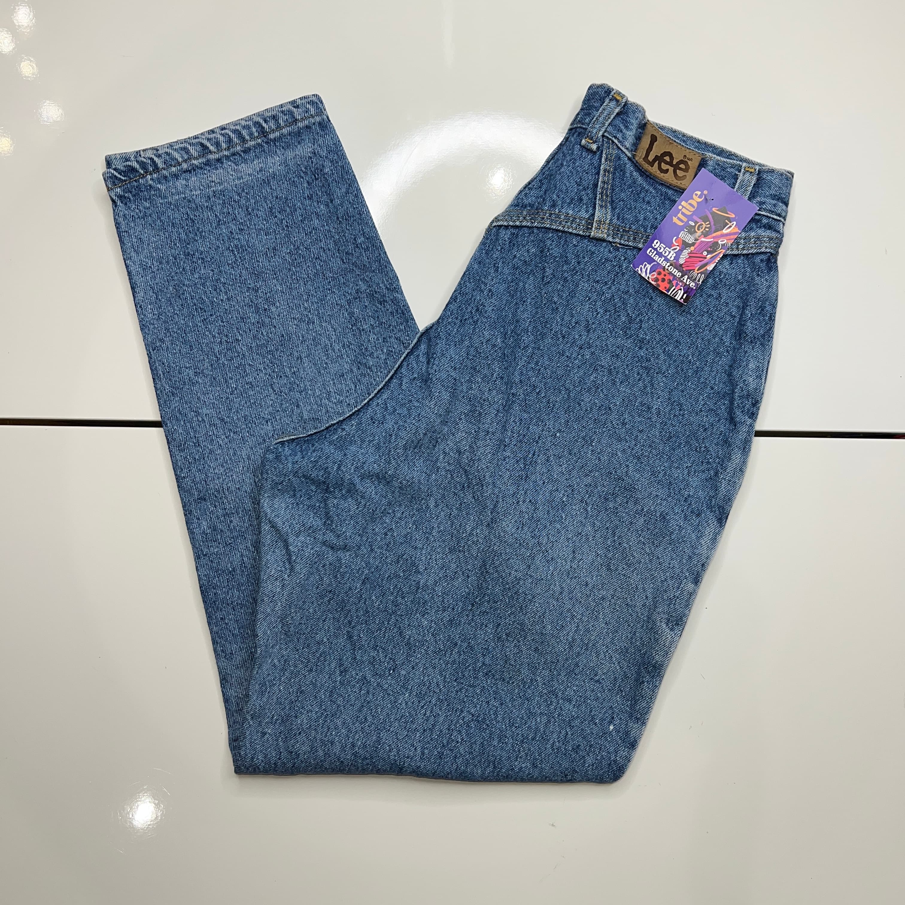 Lee Straight Leg Jeans 14. Fits like a size 10