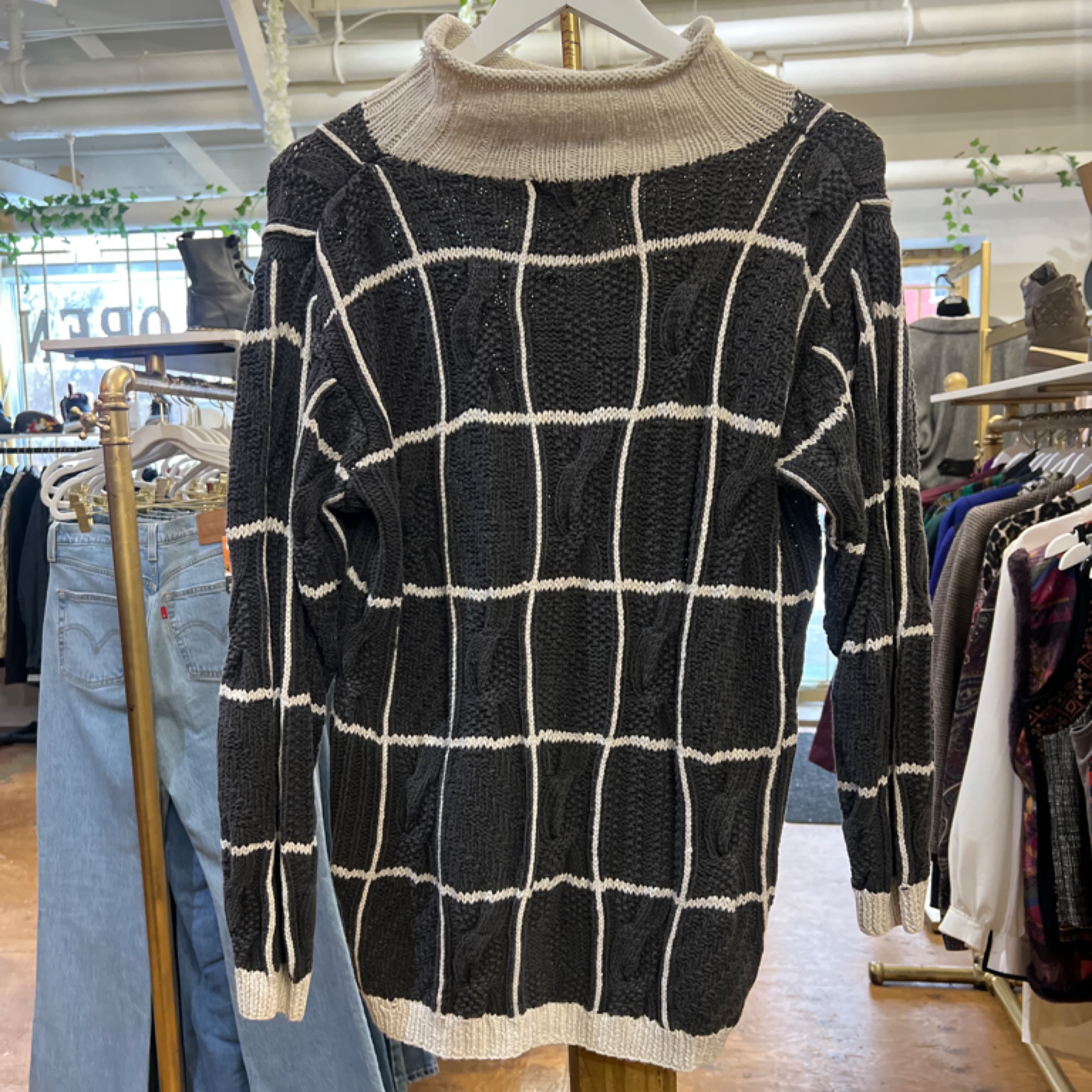 Pierre Cardin Grey and Beige Knit Sweater L